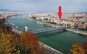 Monolit Budapest Center Guesthouse